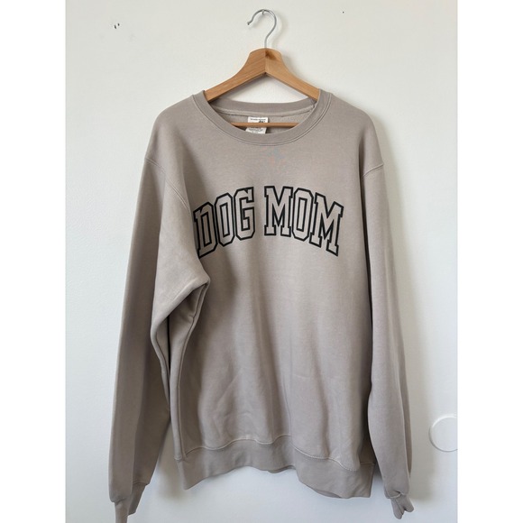 Tops - NWOT - Women's Dog Mom Beige Sweatshirt – Size XL